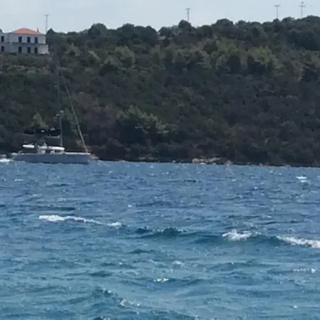 Glyfada * Σπηλιά